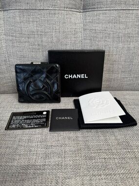 CHANEL Black Quilted Lambskin Card Case with Embossed CC